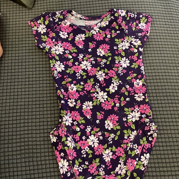 Matching sets - Picture 4 of 7